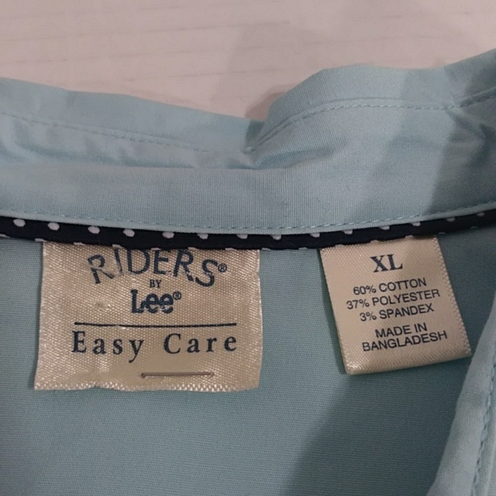 *EUC* Lee Riders Easy Care Button Down Blouse - Picture 6 of 6